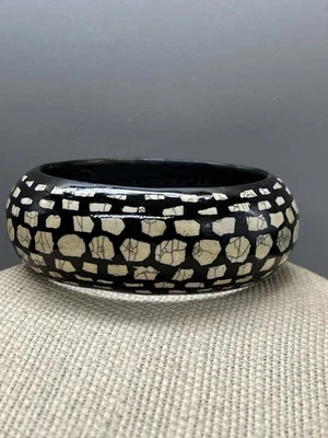 Brazalete Brazalete Madera Vintage Blanco y Negro Pintado y Barnizado 7.5" x 1" Foto 1 de 4