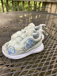 Baby Adidas Shoes Size 4 Mint green slip-on - Picture 1 of 8