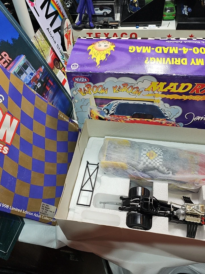 Action NHRA Mad Racing Джерри Толивер 1998 Pontiac смешной автомобиль Mad журнал металл - Изображение 1 из 4