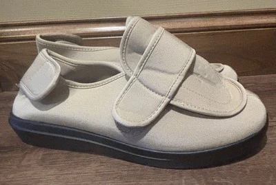 PROPET 女式 Cronus 舒适运动鞋 糖尿病鞋 沙色 尺码 11 — 第 1/4 张图片