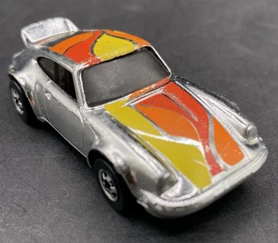 1974 Hot Wheels Porsche P - 911 Chrome Silver With Flames Flying Colors Series - Image 1 of 4