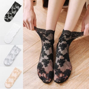 Women Transparent Thin Flower Lace Mesh Socks Nylon Elastic Short Ankle Socks - Picture 1 of 16