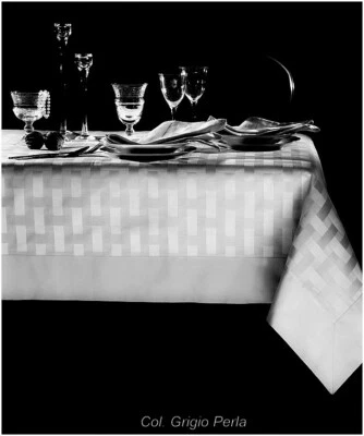 TOVAGLIA INTRECCIO PIAZZA PITTI SERVIZIO TAVOLA IN FIANDRA  CON TOVAGLIOLI - Immagine 1 di 4