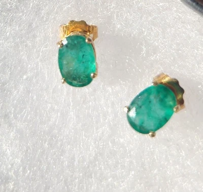 Aretes de esmeralda natural 14k 7x5 mm 1,1 g Foto 1 de 4