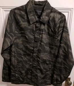 No Boundaries Men's Camoflage Jacket with snap buttons Small 34-36 - Picture 1 of 4