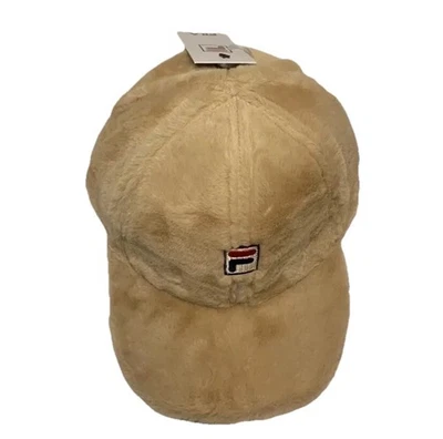 Gorra de béisbol ajustable FILA de piel sintética nueva con etiquetas Foto 1 de 4
