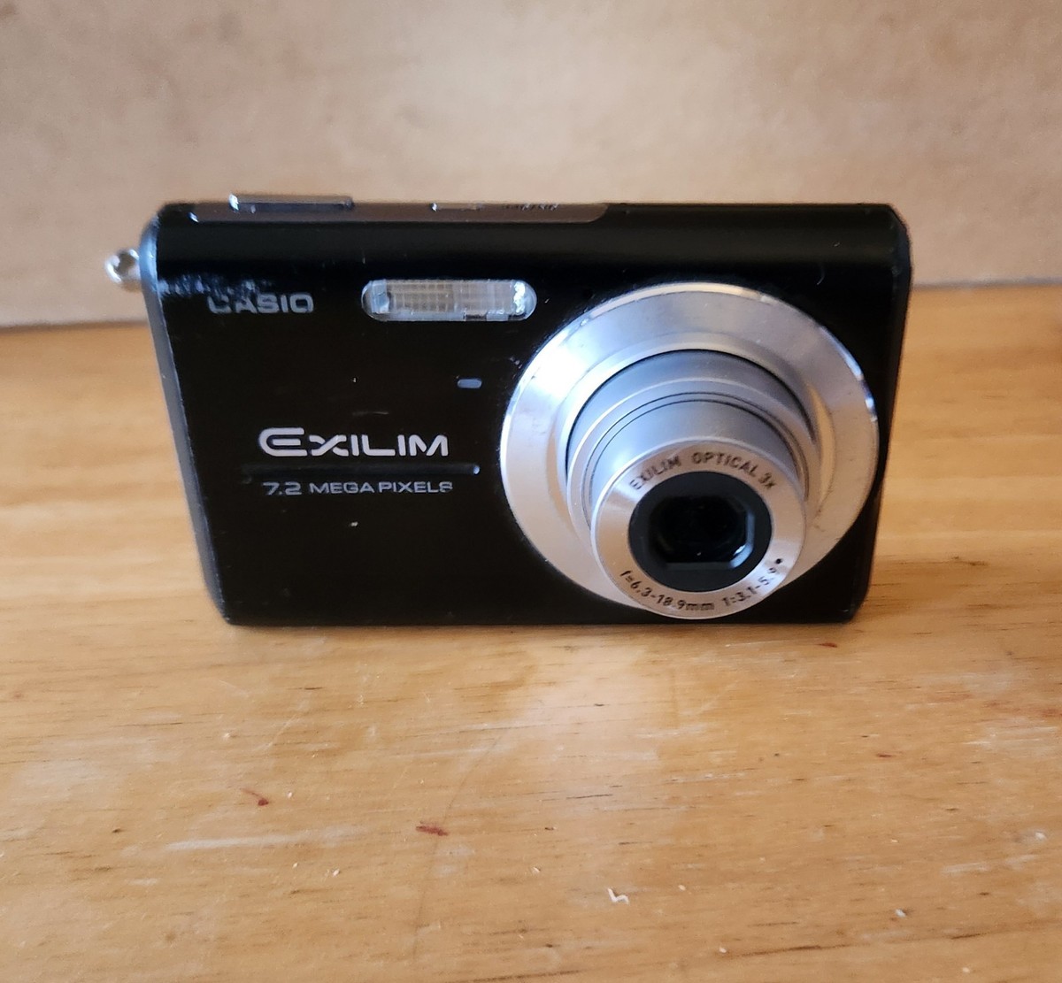 Casio EXILIM ZOOM Exilim EX-Z75 Digital Cameras 7-7.9 MP Casio EXILIM ZOOM Exilim EX-Z75 Digital Cameras 7-7.9 MP