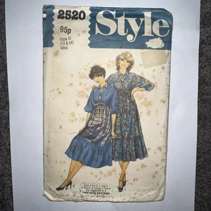 Style 2520 Misses High Waisted Dress Size 12-14 Vintage Sewing Pattern 1970s - Picture 1 of 5