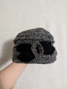 Creativa Mütze Damen 100% Wolle Mütze schwarz grau Blumen Made in Italy 🇮🇹 warm  - Bild 1 von 10
