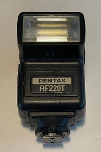 Pentax AF 220T Shoe Mount Flash for Pentax, Tested And Works - Picture 1 of 3