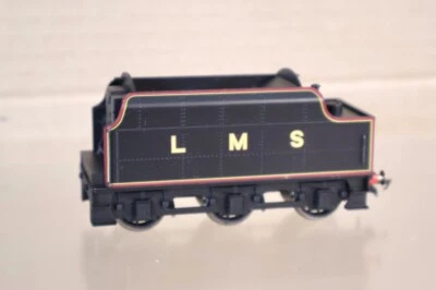 HORNBY R2631 TENDER for DCC READY LMS 4-6-0 LOCO 6133 The GREEN HOWARD'S om - Image 1 of 4