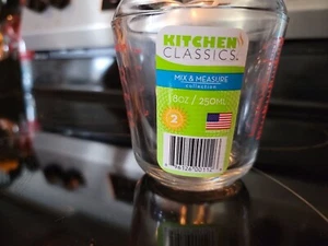 Kitchen Classics Mix & Measure 1 cup, 8 oz 250ml - Picture 1 of 3