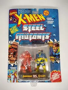 X-Men Steel Mutants Juggernaut vs Cyclops Die Cast Figures Sealed on Card 1994 - Picture 1 of 10