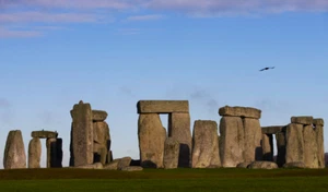 STONEHENGE - REFRIGERATOR PHOTO MAGNET 3"-5" - Picture 1 of 1