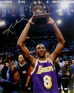 KOBE BRYANT ++ NBA Profi ++ Autogramm Autograph Basketball NBA All-NBA - Bild 1 von 1