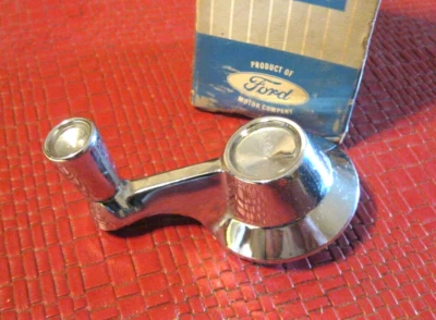 Nuevo de Lote Antiguo Ford Galaxie 1963-1964, Personalizado, Country Sedán Ventilación Ala Ventana Manija Foto 1 de 3