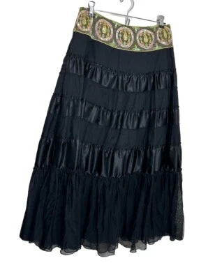 Falda pequeña de mujer de la colección NY negra con lentejuelas en capas hada oscura gitana caprichosa Foto 1 de 4