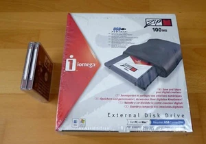 Neu OVP USB ZIP Drive Disketten Laufwerk 100MB Iomega Z100USB extern - Afbeelding 1 van 2