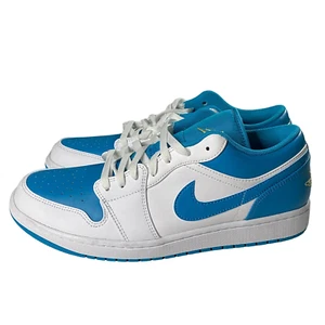 NWOT Nike Air Jordan 1 Low Aquatone Shoes Sneakers Men's 12 - Picture 1 of 9