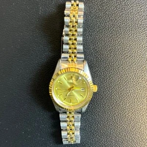 Vintage Navarre Quartz Gold and Silver Tone Women's Wristwatch - Picture 1 of 5