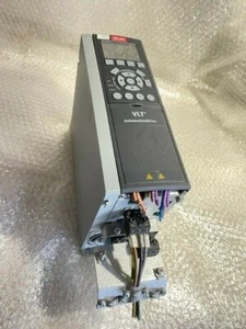 Danfoss VLT FC-302P3K0T5E20H1XGXXXXXXXXXXXXXP0 P/N: 131B0789 - Imagen 1 de 6