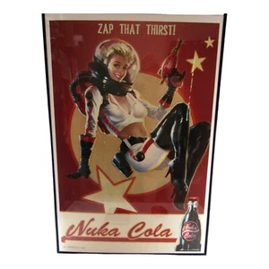 Póster Nuka Cola Girl 36 x 24 Original 2016 Lanzamiento Bethesda Fallout Game - Imagen 1 de 6
