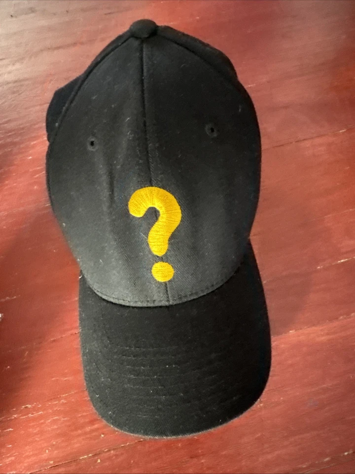 Gorra de béisbol rara de World of Warcraft. S/M. Poco uso. Marca de iones “Quest” Foto 1 de 4