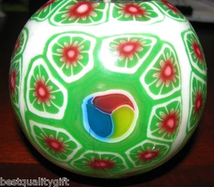 LARGE HANDMADE GLOW IN DARK GREEN+WHITE+RED FLOWER DESIGN CANDLE BALL+BOX-#79 - Picture 1 of 4