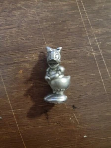 Rare Vintage Daisy Duck Metal Pewter Figure 1.5" Walt Disney Collectible - Picture 1 of 4