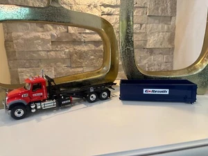 First Gear Garbage Truck 1/34 - Galbreath - Bild 1 von 3