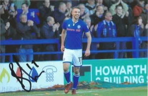 ROCHDALE: FOTO DE ACCIÓN FIRMADA POR BRAD INMAN 6x4 + certificado de autenticidad - Imagen 1 de 1