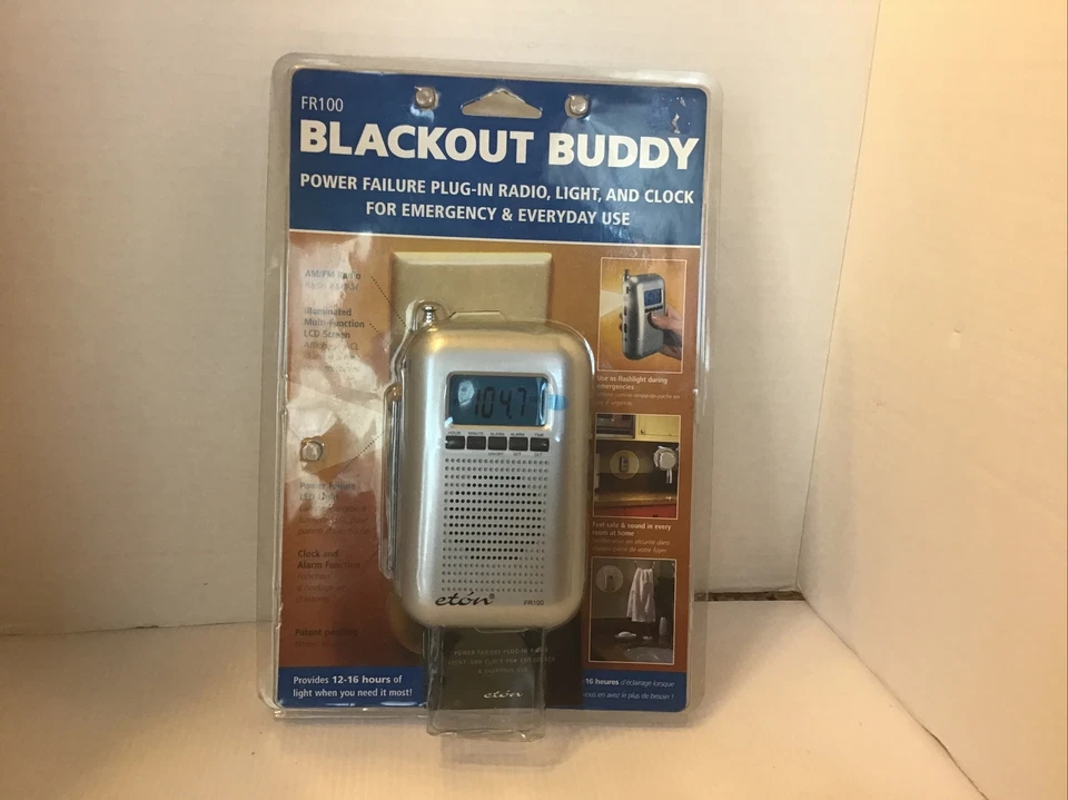 Emergency Radio Light Clock Blackout Buddy Eton FR100 Digital Plug in Charge