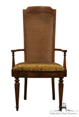 Sillón de comedor de madera frutal con respaldo provincial italiano Stanley Furniture 431... Foto 1 de 4