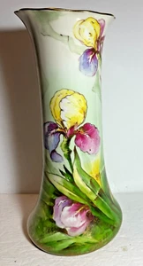 Jarrón Limoges precioso antiguo iris florecido corona Francia. 14 1/2" de alto - Imagen 1 de 8