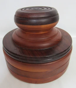 Handgedrechselte Holzschüssel mit Deckel markiert "Over All" auf Boden 7" x 5,5" - Bild 1 von 9