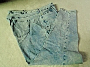 Lane Bryant Womens Jeans Sz 24 Light & Bright Wash w/minor Distressing! Stylish! - Picture 1 of 12