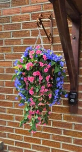 Cesta colgante flores artificiales plantas maceta de jardín hoja de hiedra helecho follaje rosa - Imagen 1 de 13