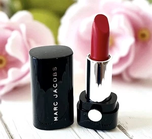 Marc Jacobs Le Marc Crema Labial Tono 200 OH MILEY! TALLA MINI VIAJE 1,7 G - NUEVO - Imagen 1 de 4