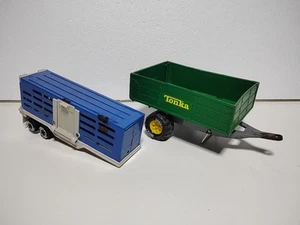 Vintage Tonka Blue Pressed Steel Horse Trailer 811971-A & Green 86-027-21 - Afbeelding 1 van 19