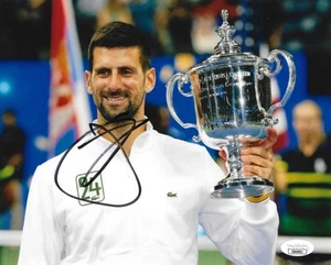 Novak Djokovic signed 8x10 Foto Autogramm JSA COA Tennis Serbien - Bild 1 von 1