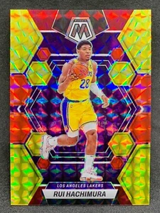 Mosaico Panini 2022-23 RUI HACHIMURA LA Lakers rojo amarillo Prizm SP/88 #139 - Imagen 1 de 2