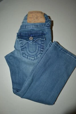 Pantalones de mezclilla True Religion azules con solapas de bolsillo recto para niños talla 5 Foto 1 de 4