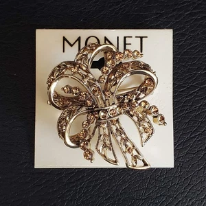 Monet Ribbon Brooch Gold Tone with Gold Rhinestones Festive Dressy Holidays NWOT - Picture 1 of 4