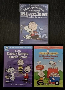 3x Peanuts Snoopy DVDs - Hapiness Is A Warm Blanket, Easter Beagle, Valentine - Bild 1 von 15