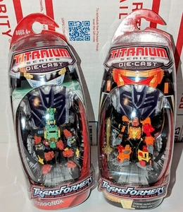 2006 Titanium Generation 1 G1 PREDAKING & SCORPONOK Transformers MOSC NEW - Picture 1 of 2