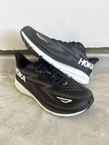 HOKA Clifton 9 Wide Men’s 12 2E 1132210-BWHT EXCELLENT Condition - Picture 1 of 5