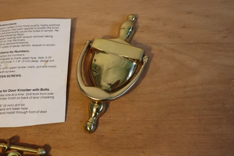 Vtg  BRASS DOOR KNOCKER Cover