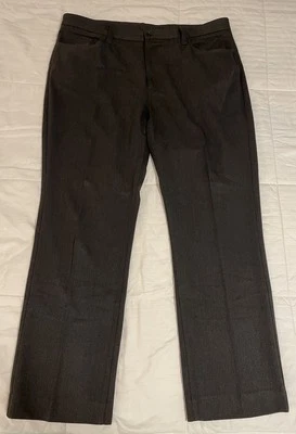 Pantalones de vestir para hombre Claiborne gris carbón 40x32 frente plano clásico universitario  Foto 1 de 4