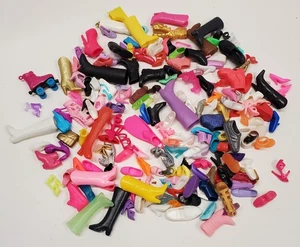 Lot Of Single Doll Shoes Boots Some Vintage Barbie Bratz Monster High - Bild 1 von 5