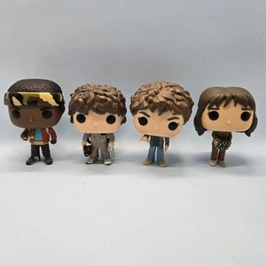 LUCAS, DUSTIN, ELEVEN, JOYCE • Funko Pops #'s 425, 549, 545, 436 Strsnger Things - Picture 1 of 21